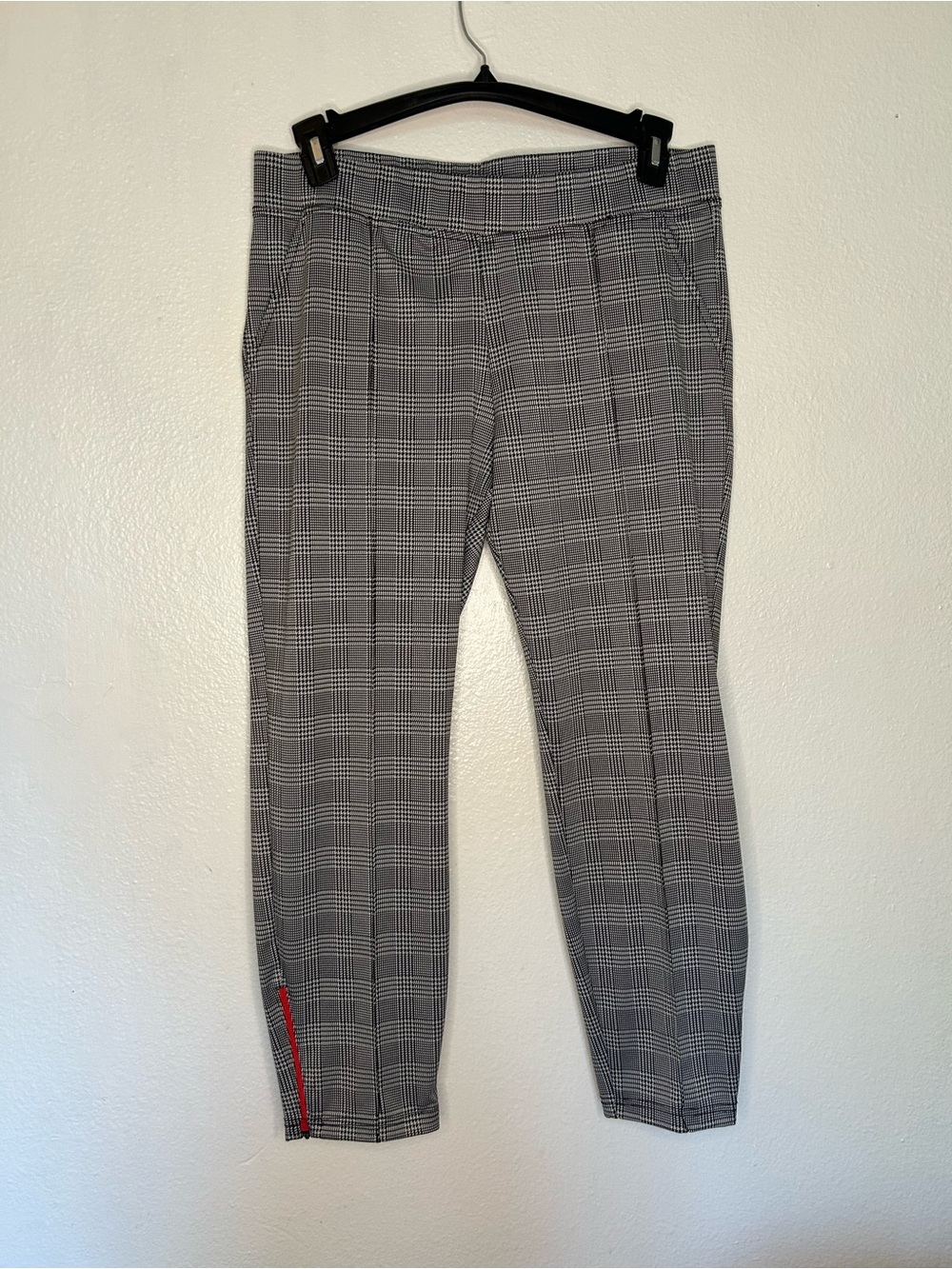 HUE Gray Plaid Women’s Dress Pants with Red Side Zippers